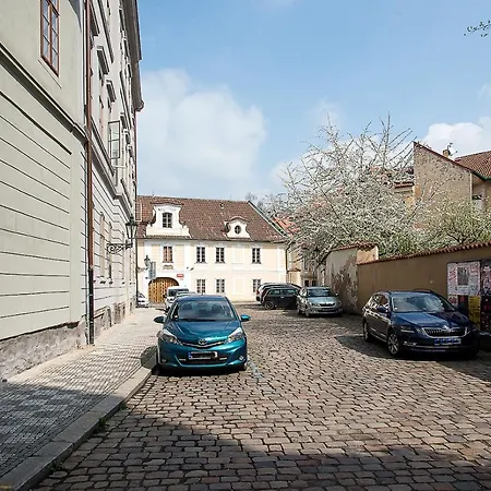 Quiet Apartment In The Old Town Apartment