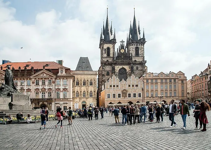 Quiet In The Old Town * Praga