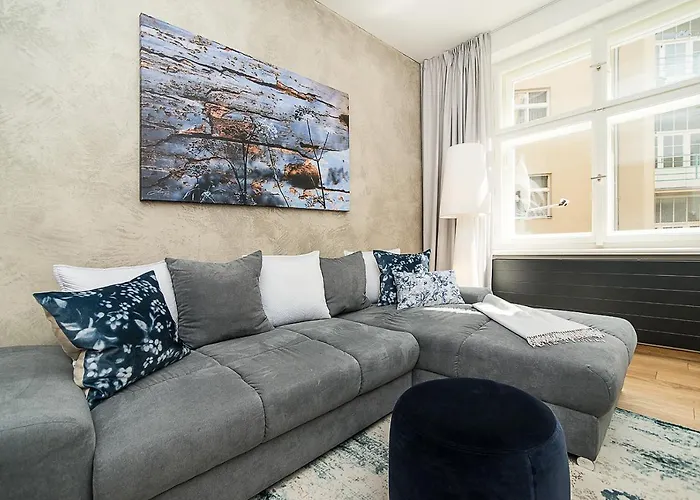 Quiet Apartment In The Old Town