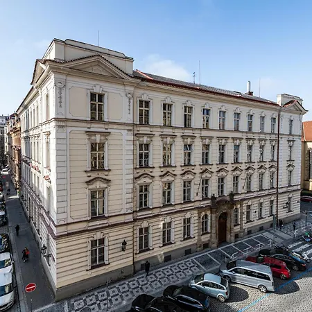 Apartment Quiet In The Old Town Prag