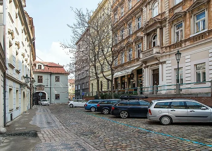 Quiet Apartment In The Old Town شقة براغ