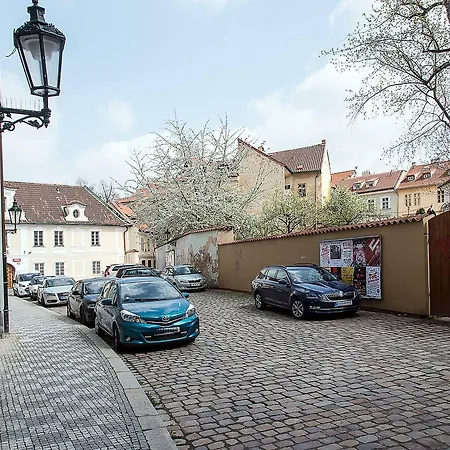 Quiet In The Old Town Apartment Prague